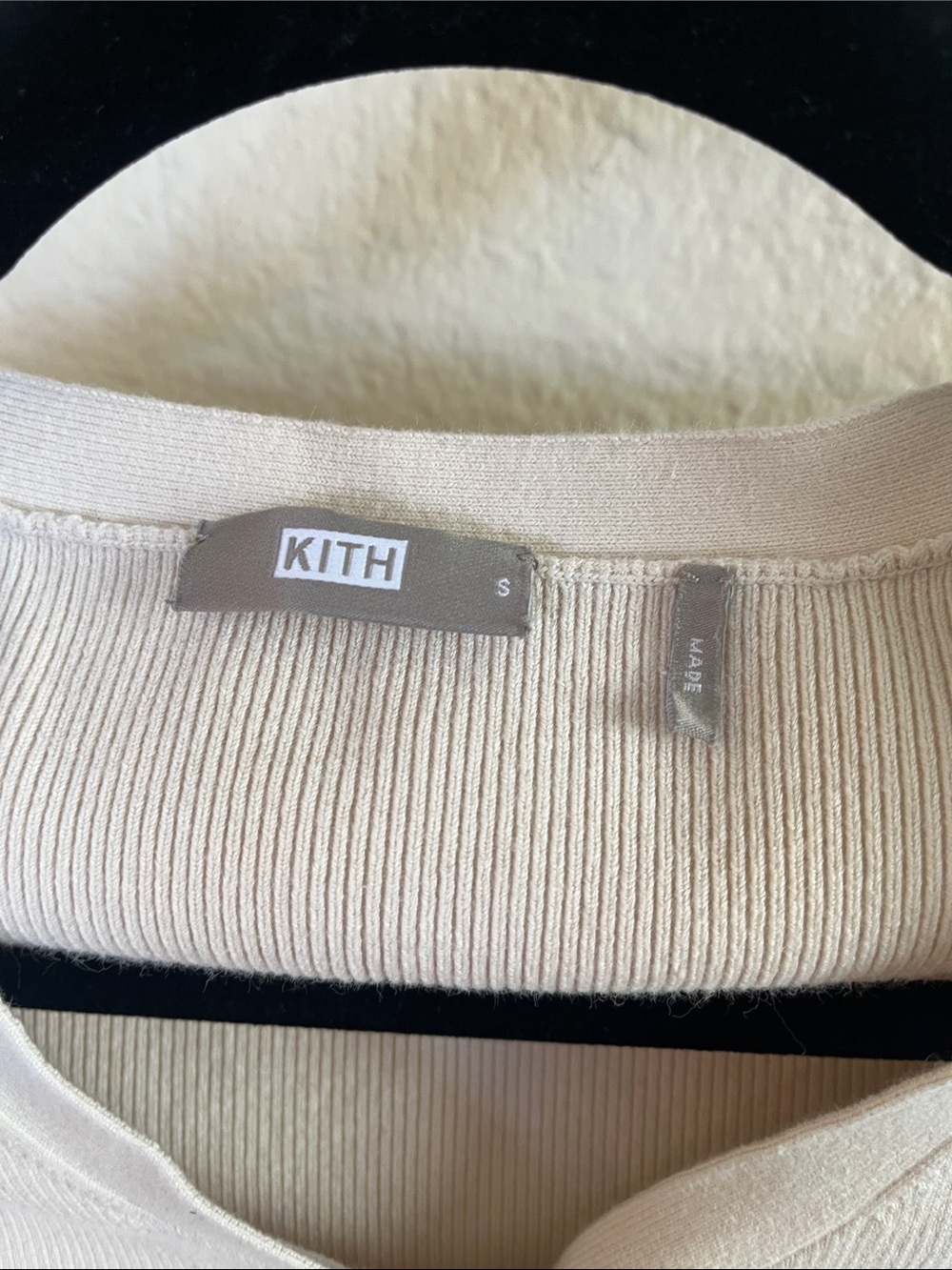 Kith Cream Ribbed Henley Crop Long Sleeve Top - Picture 2 of 7